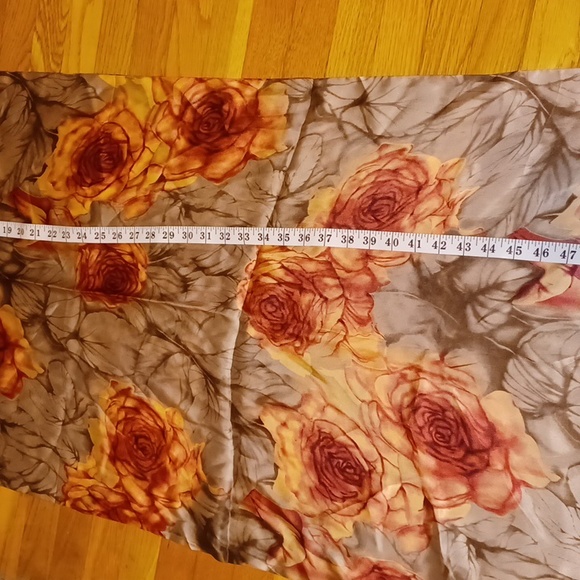 Mulberry Silk Wrap/Shawl - Picture 12 of 16